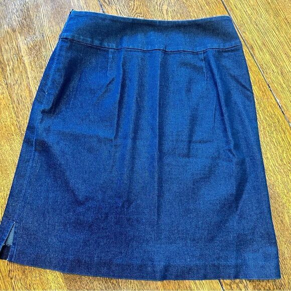 Banana Republic Denim with slits on the sides Size 2 - Picture 2 of 6